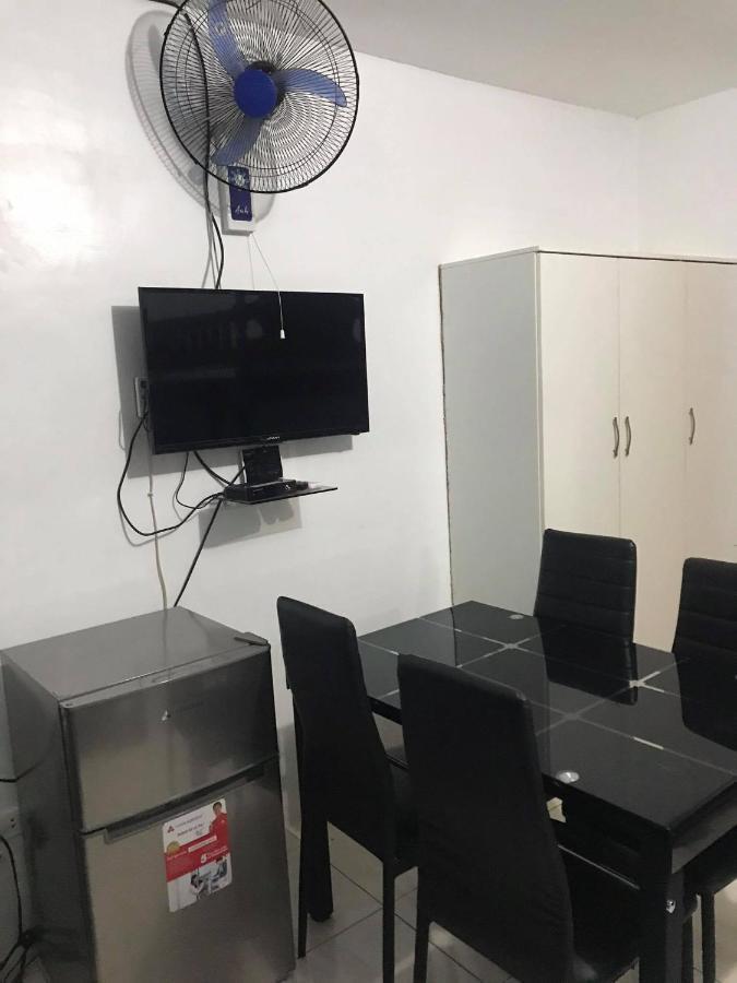 Rv3 Transient House Otel Angeles Dış mekan fotoğraf