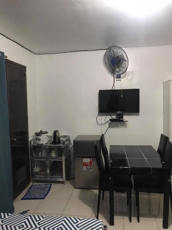 Rv3 Transient House Otel Angeles Dış mekan fotoğraf