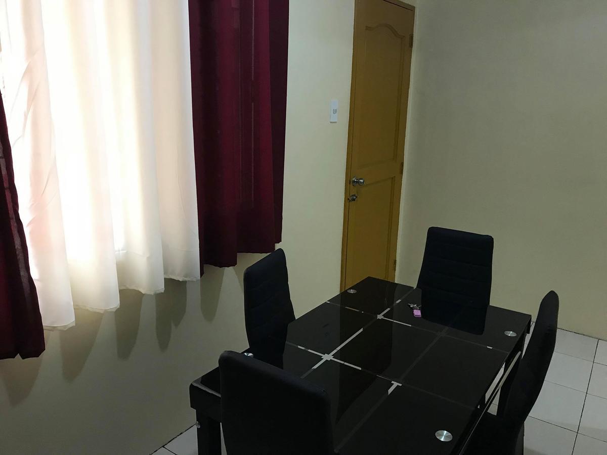 Rv3 Transient House Otel Angeles Dış mekan fotoğraf