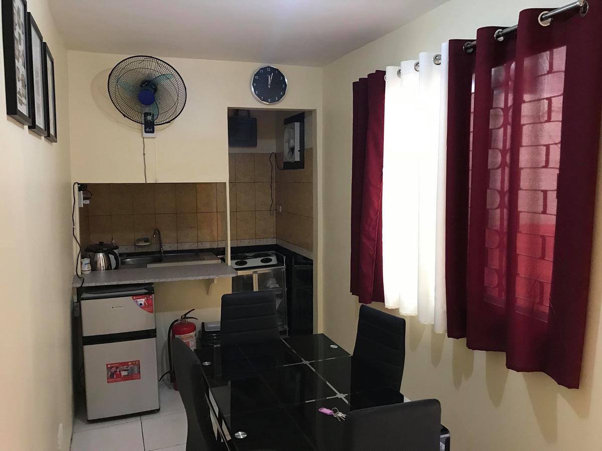 Rv3 Transient House Otel Angeles Dış mekan fotoğraf