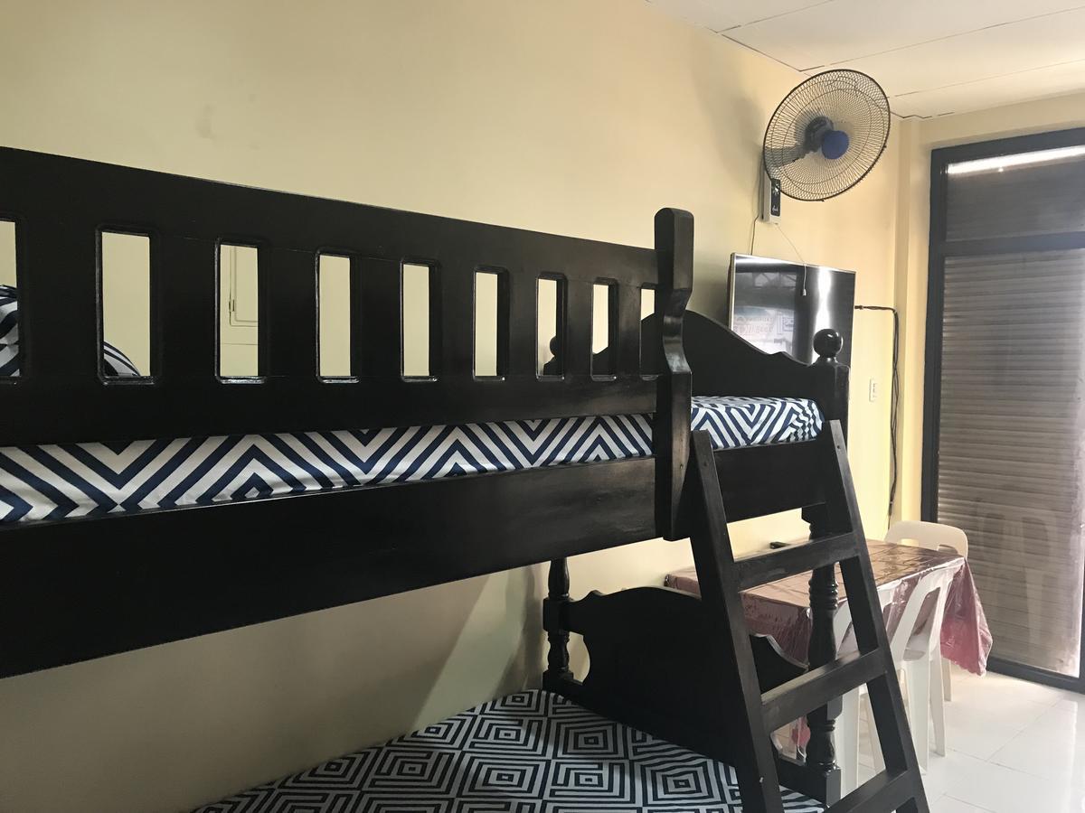 Rv3 Transient House Otel Angeles Dış mekan fotoğraf