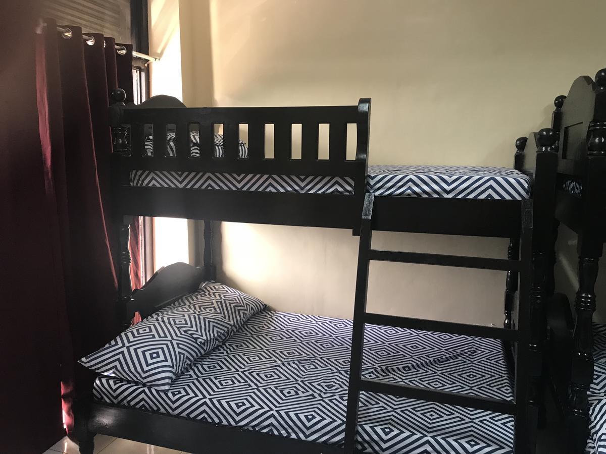 Rv3 Transient House Otel Angeles Dış mekan fotoğraf